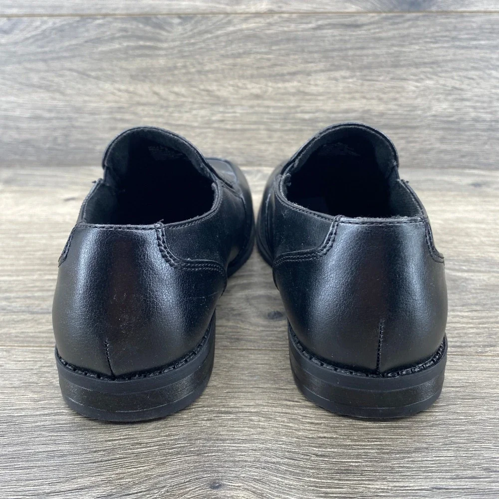 Kohls Boys Black Slip On Dress Shoes Square‎ Toe Memory Foam SNCRISTOPHER Size 4